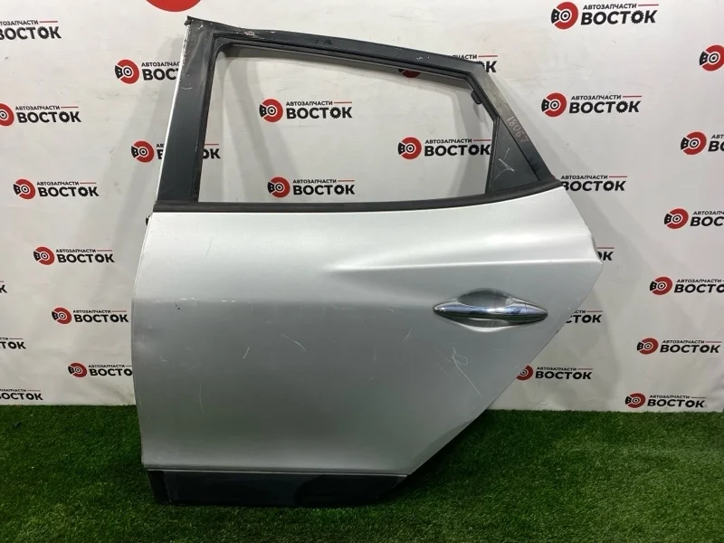 Дверь HYUNDAI IX35 2009-2015 770032Y011 LM, задняя левая