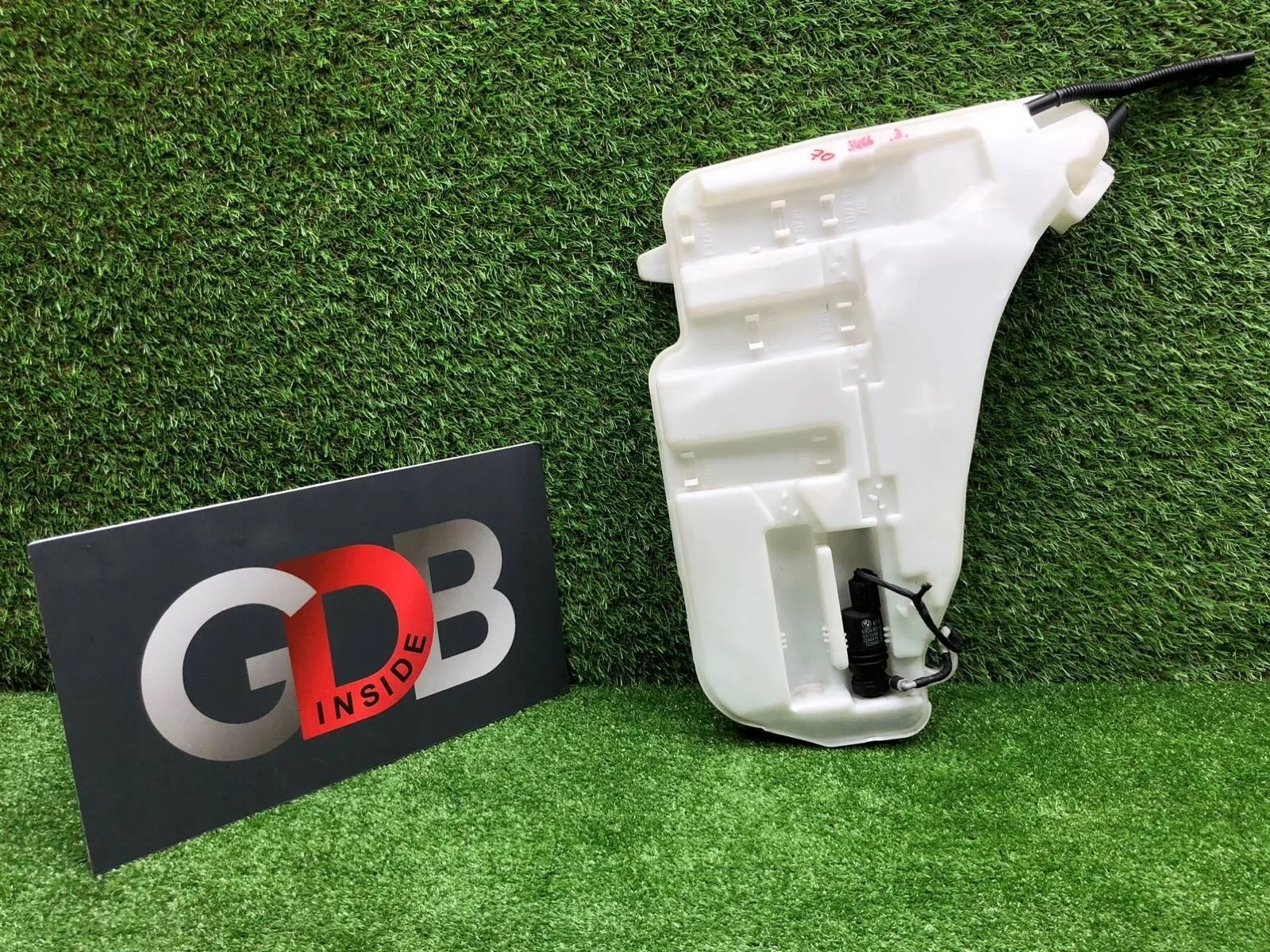 Бачок омывателя Bmw 5 Series 2013 61667269668 F10 N20B20B