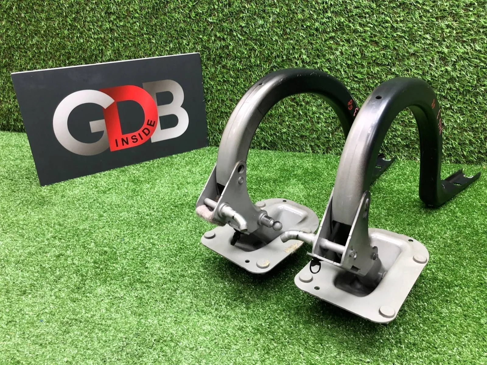 Петли багажной двери BMW 5 series 2013 41627204237 F10 N20B20B