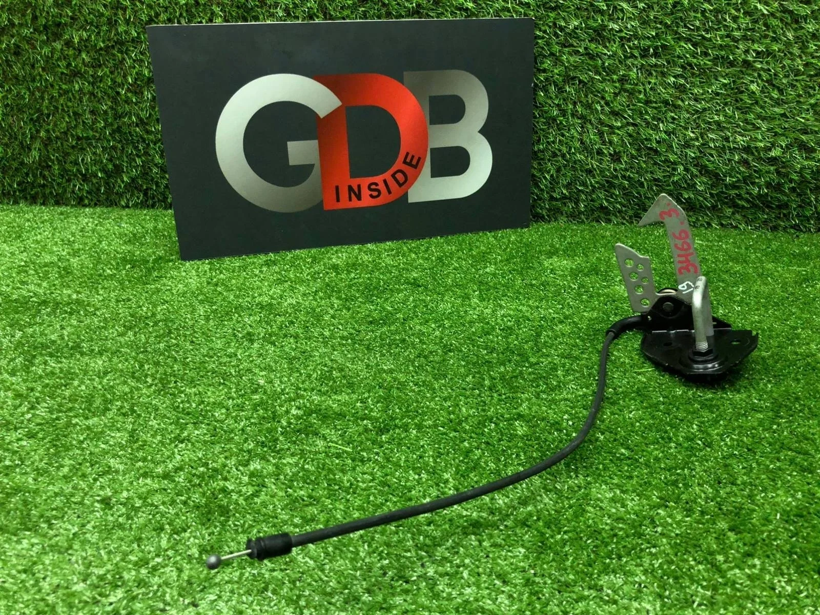 Замок капота BMW 5 series 2013 51237183763 F10 N20B20B, левый