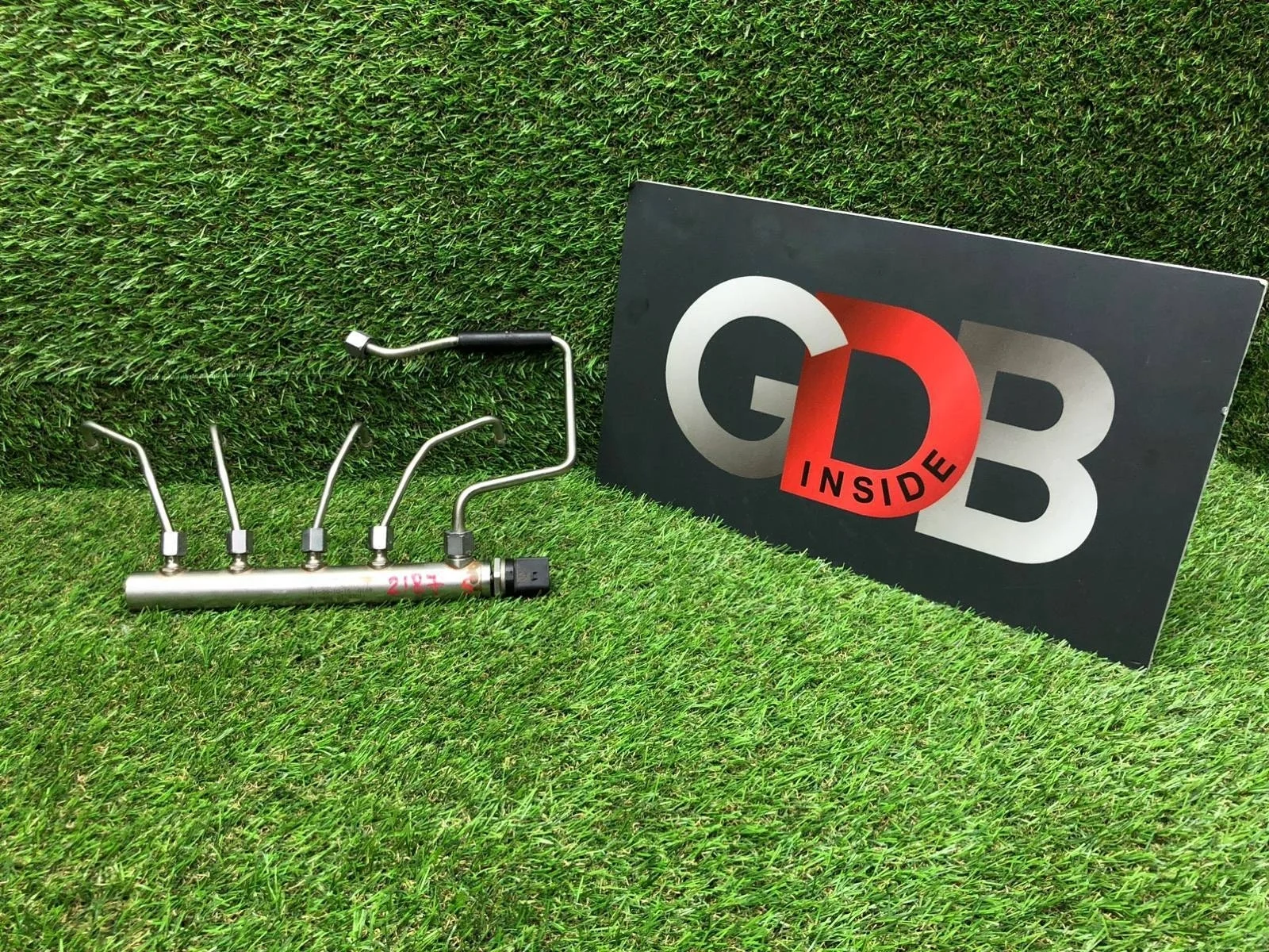 Топливная рампа Bmw X1 2012 13537585411 E84 N20B20A