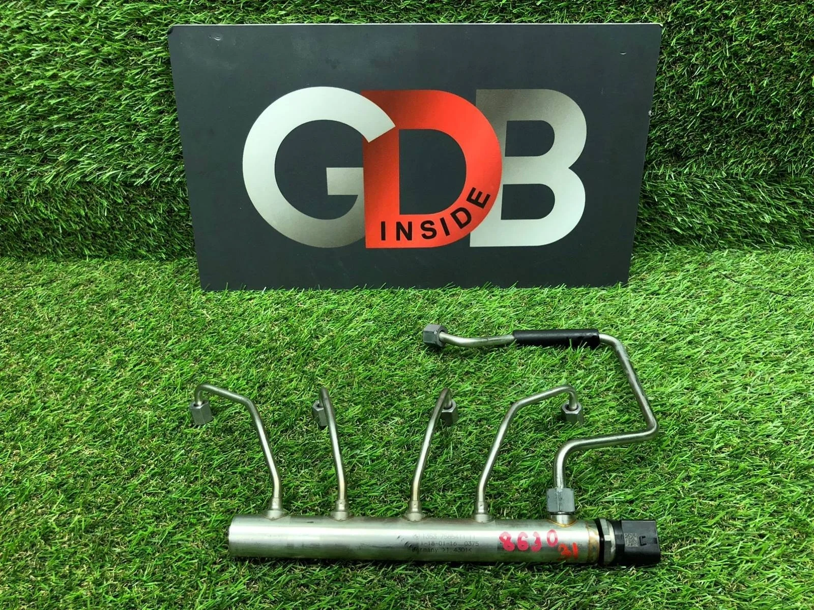 Топливная рампа Bmw X3 2012 13537585411 F25 N20B20A