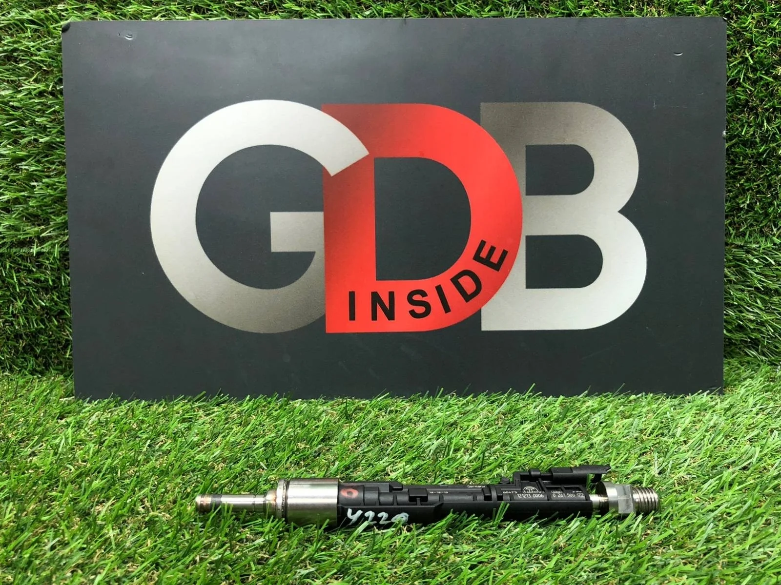 Топливная форсунка Bmw 3 Series 2013 13647639994 F30 N20B20A