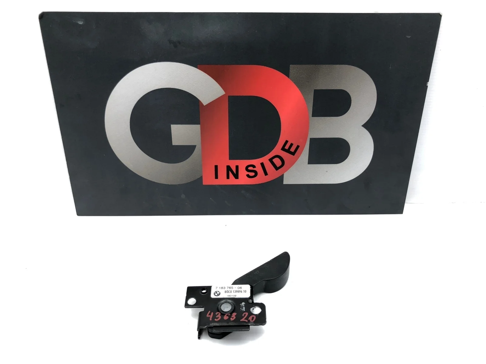 Ручка открывания капота BMW 7 series 2009 51237183765 F01 N54B30A