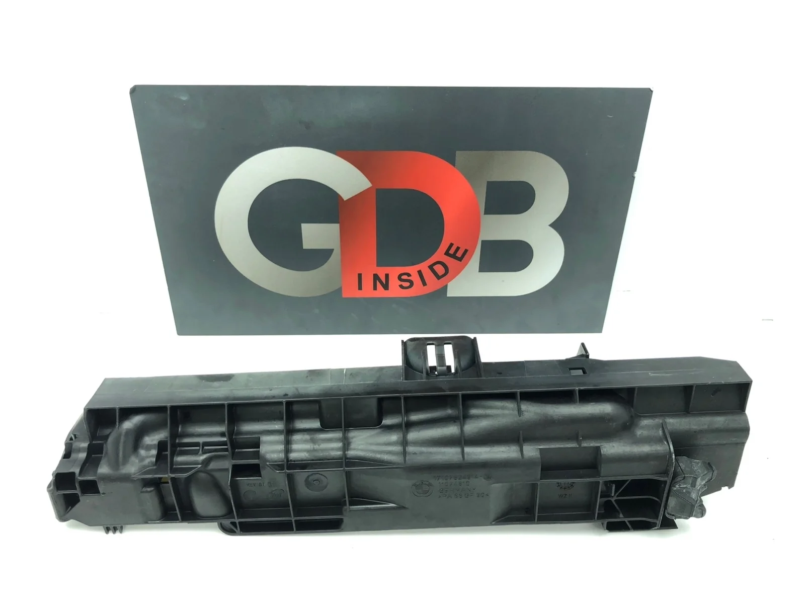 Кронштейн радиатора Bmw X1 2012 17107524914 E84 N20B20A, передний правый