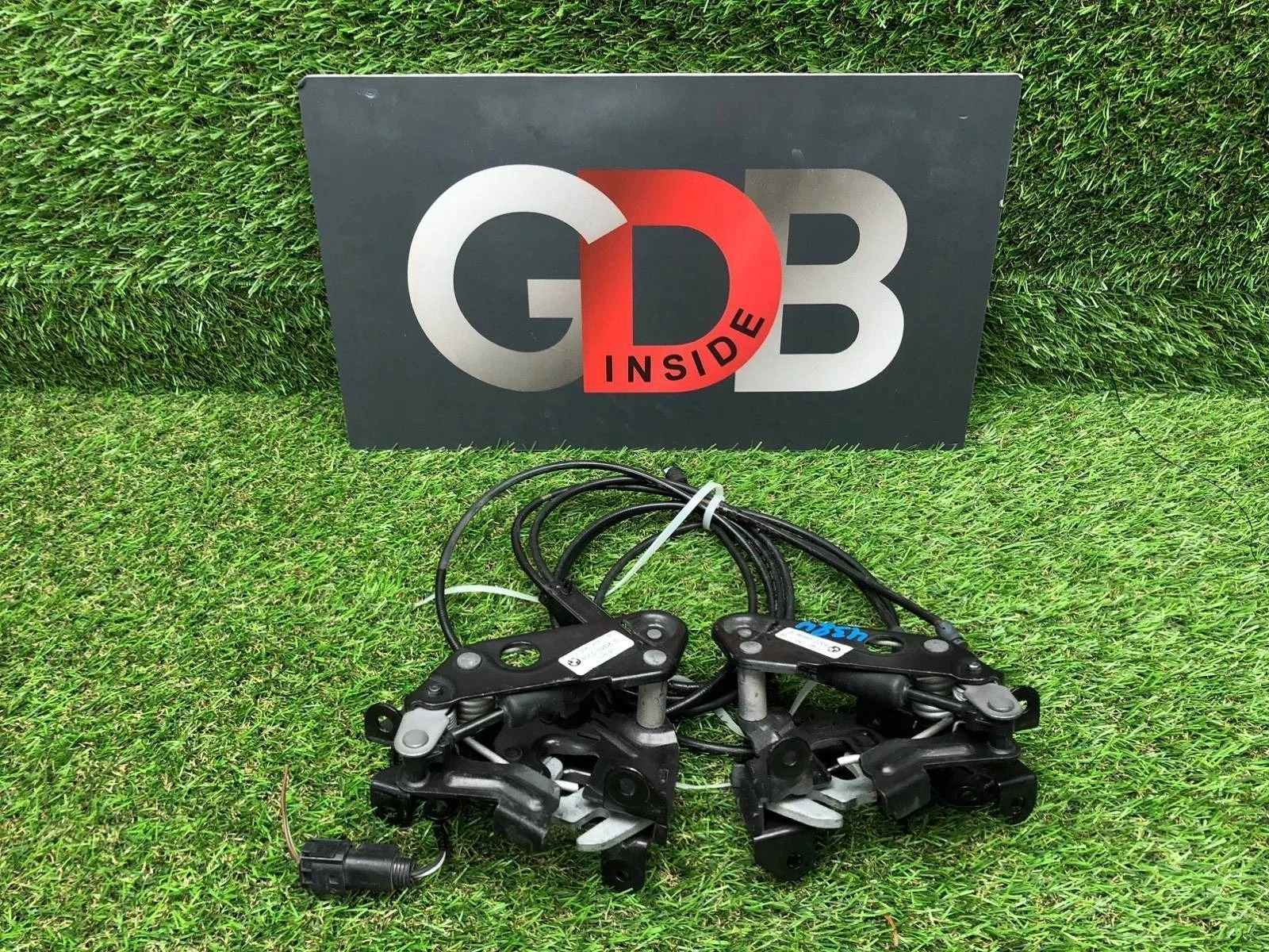 Замки капота с датчиком открытия Bmw 5 Series 2011 7183762 F10 N20B20B, передние