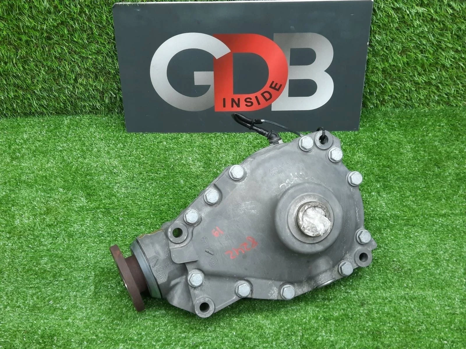 Редуктор BMW X3 2012 31507578154 F25 N55B30A, передний