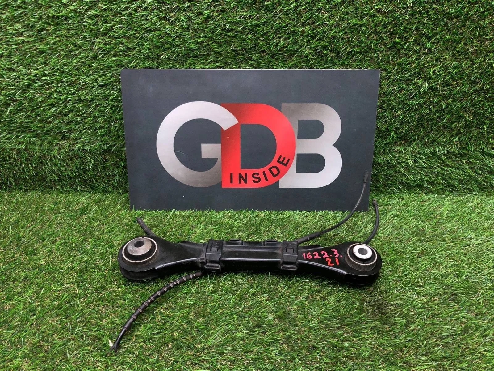 Рычаг подвески верхний BMW 1 series 2012 33326792544 F20 N13B16A, задний правый