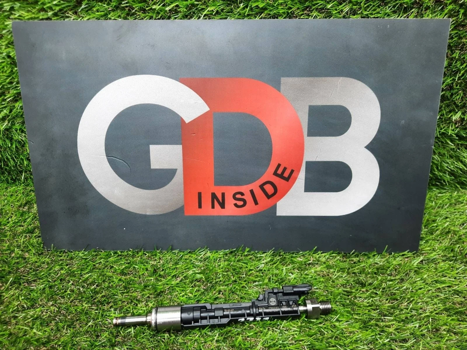 Топливная форсунка Bmw 3 Series 18.01.2013 13647639994 F31 N20B20B