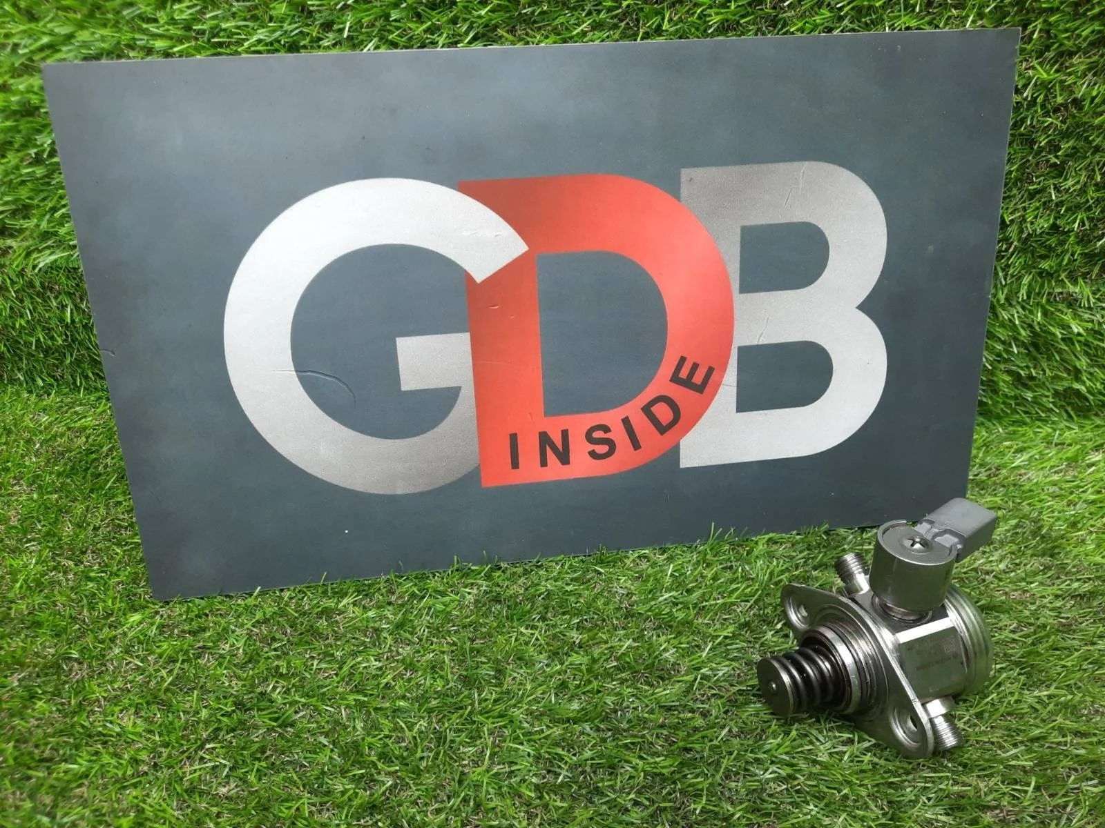 ТНВД Bmw 3 Series 15.10.2012 13517610761 F30 N55B30A