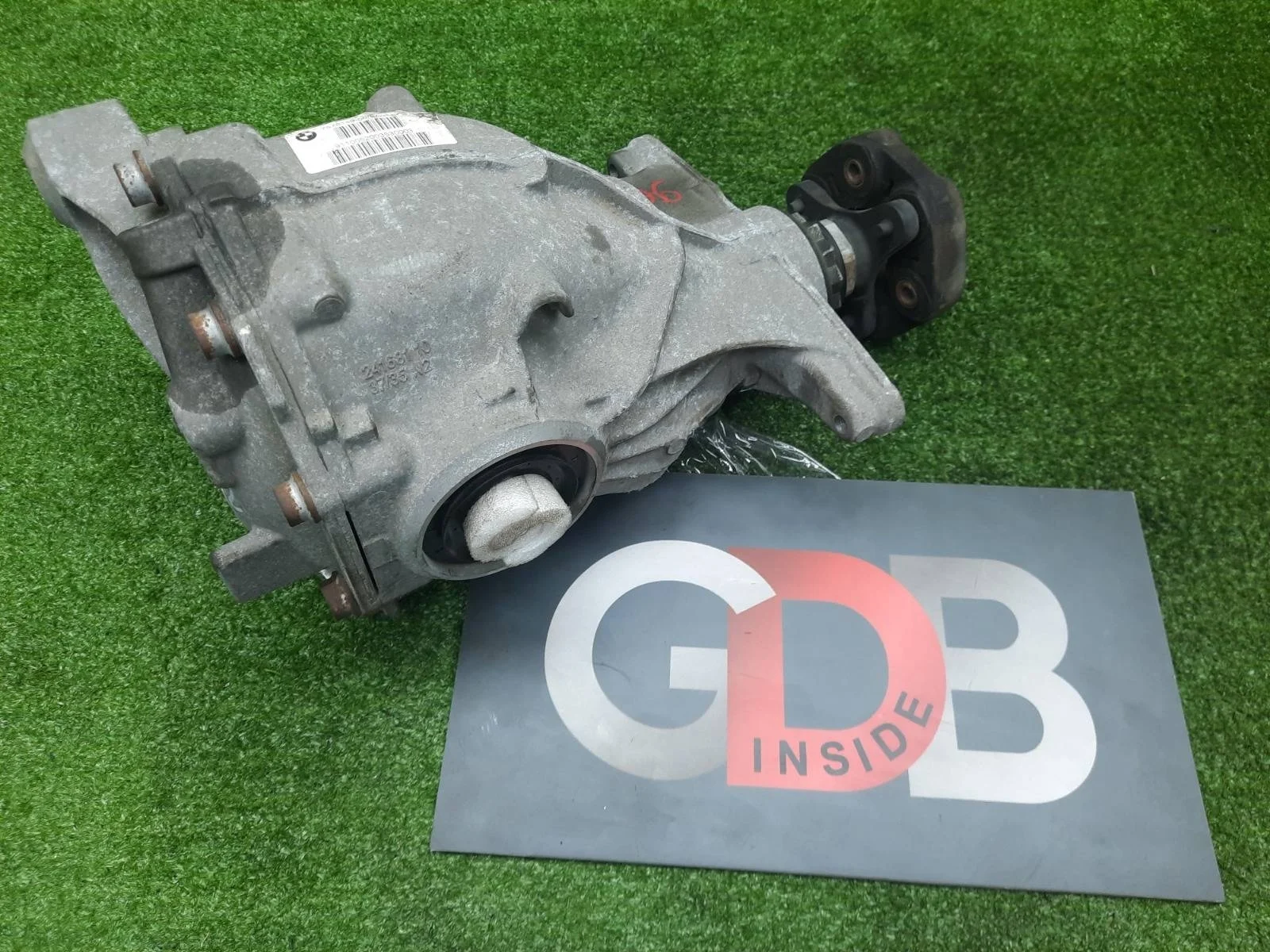 Редуктор BMW 5 series 20.05.2010 33107578150 F10 N52B30AF, задний