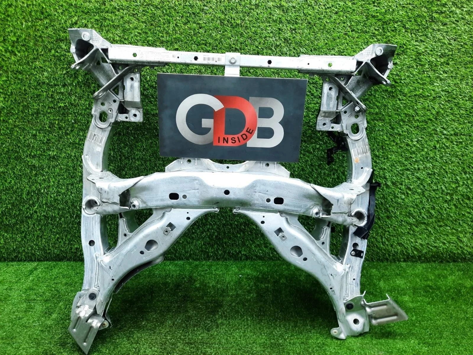 Подрамник Bmw 5 Series 09.03.2010 31116796692 F10 N52B30A, передний