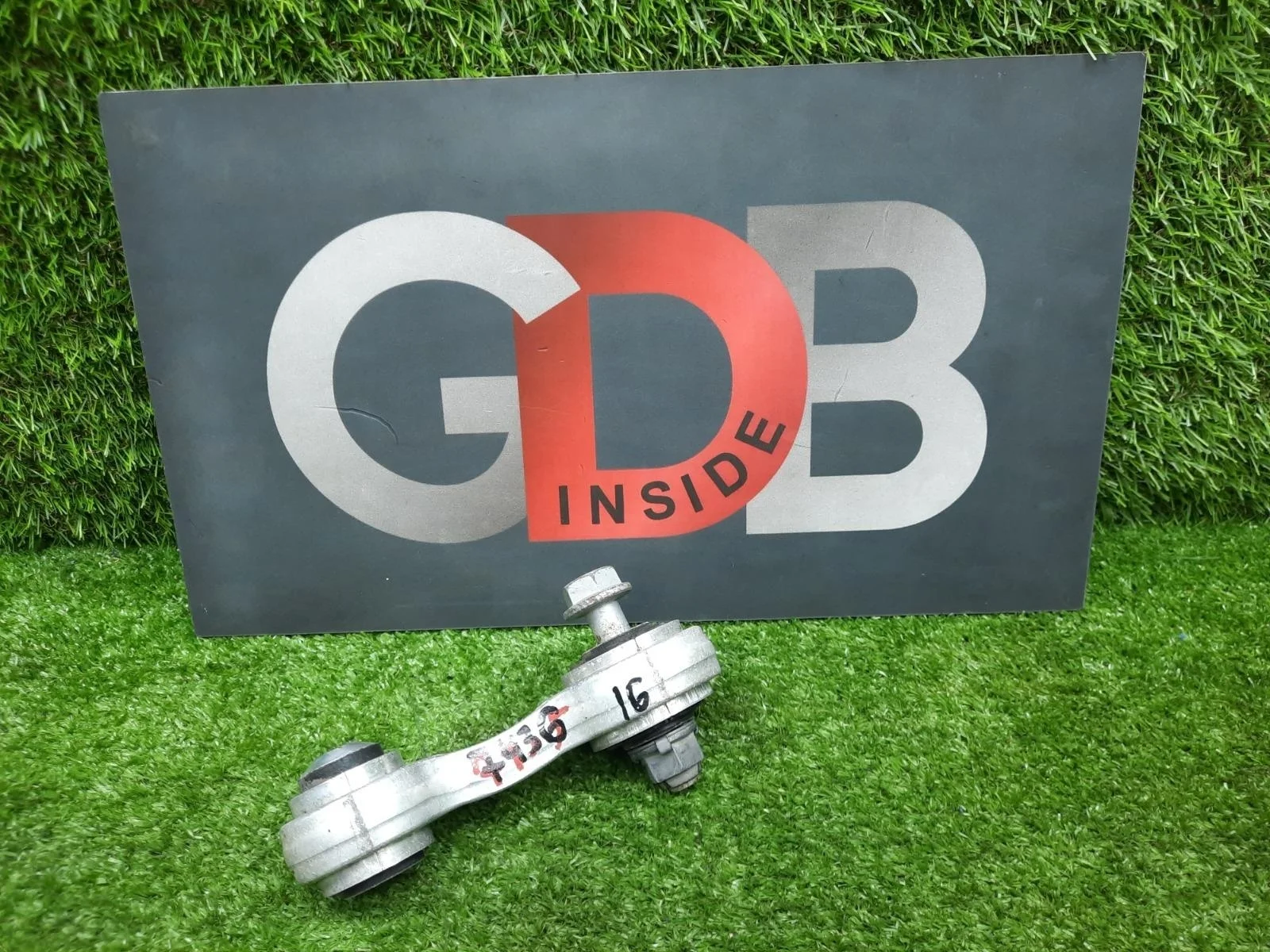 Интегральный рычаг BMW 5 series 2011 33326775683 F11 N52B25A, задний