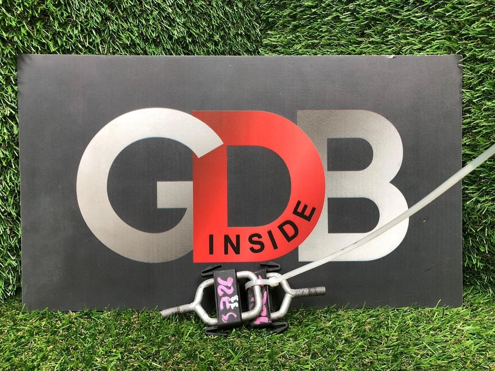 Скоба замка капота BMW 3 series 19.09.2012 51237247080 F30 N55B30A, передняя