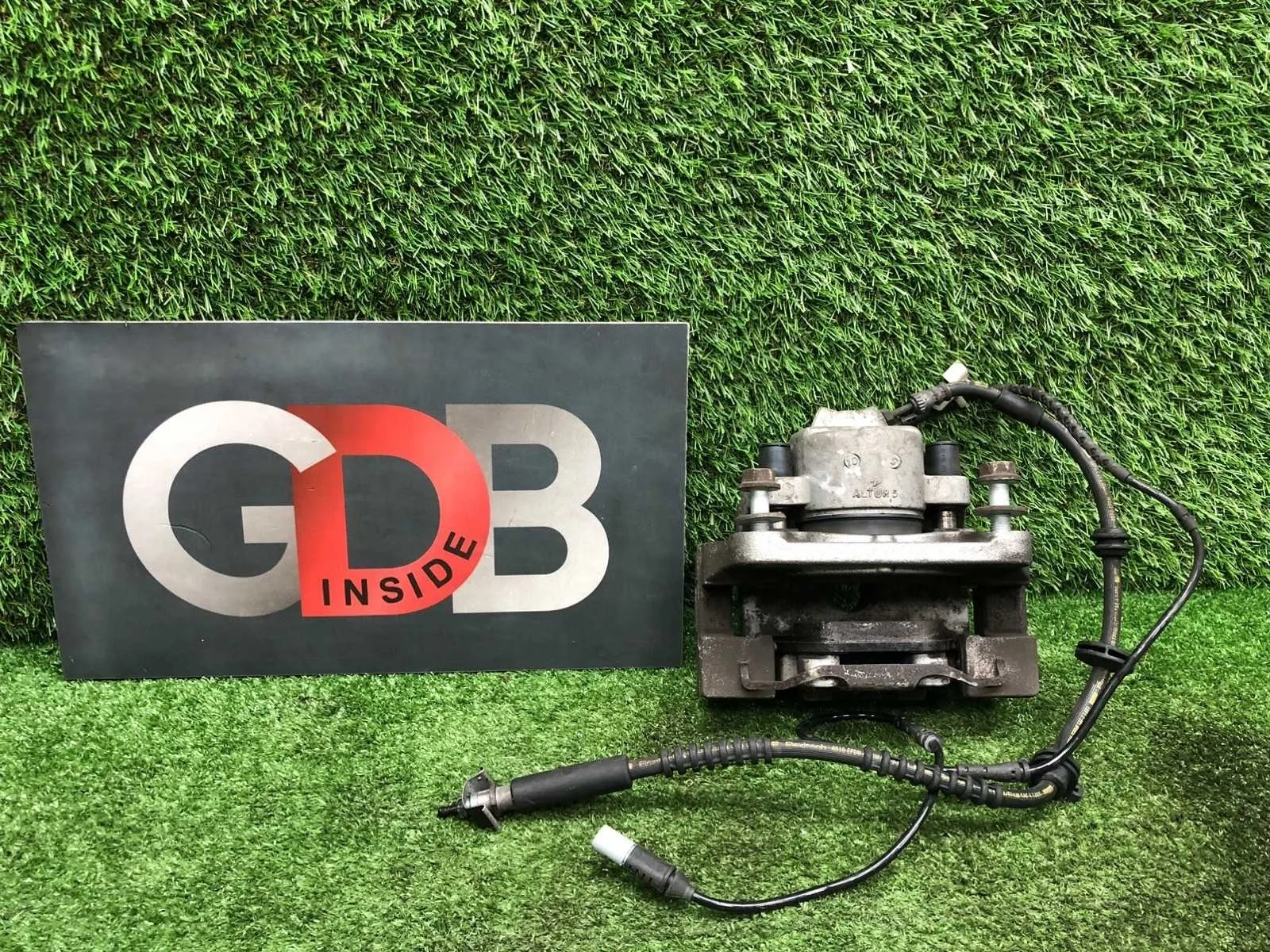 Суппорт BMW 5 series 10.05.2010 34116791919 F10 N52B30A, передний левый