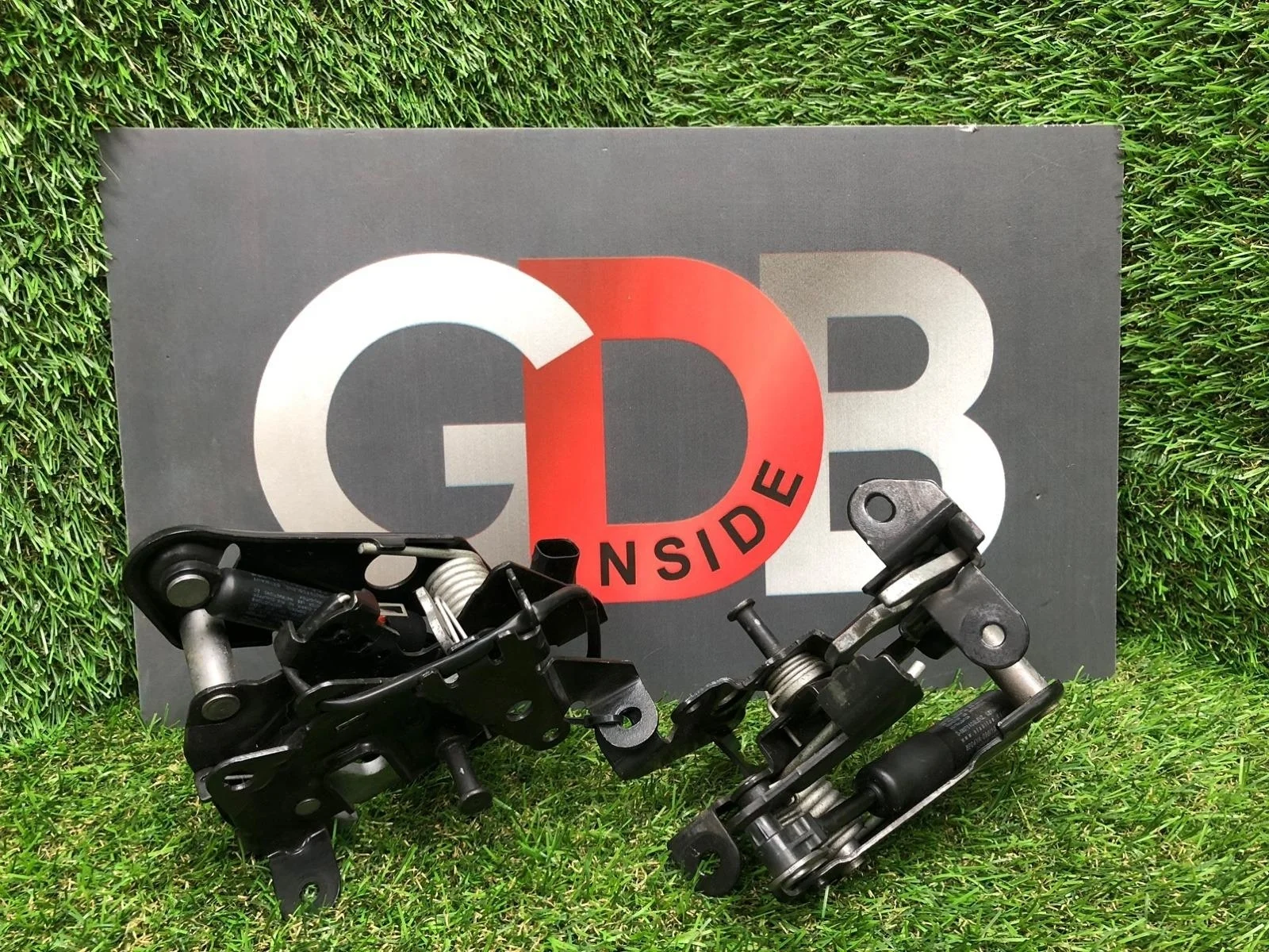 Замок капота Bmw 5 Series 20.05.2010 51237183762 F10 N52B30AF, передний