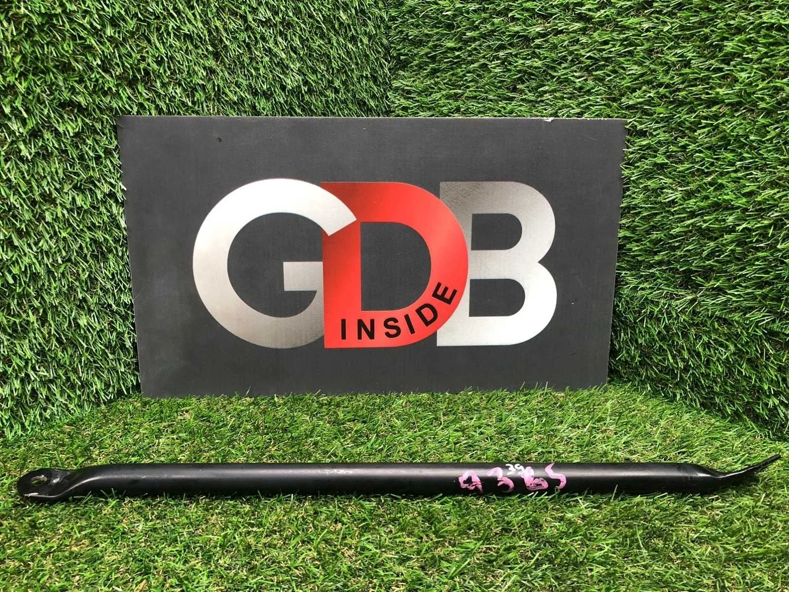 Распорка Bmw 5 Series 10.05.2010 51647187095 F10 N52B30A, передняя левая