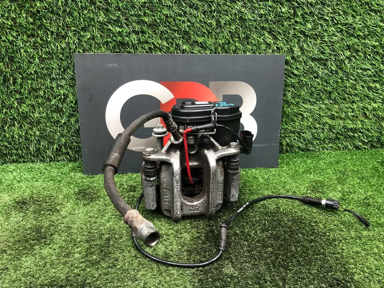 Суппорт BMW 5 series 2012 34216793042 F11 N20B20B, задний правый