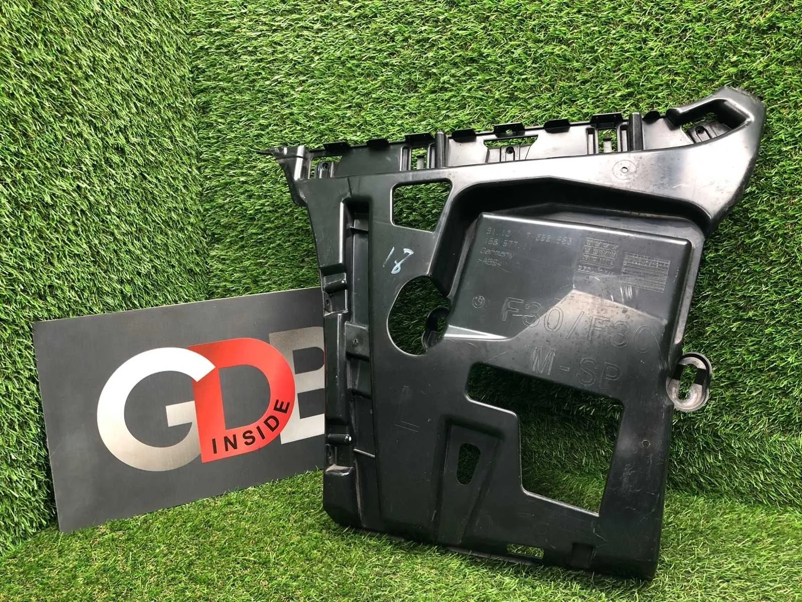 Кронштейн бампера BMW 3 series 19.09.2012 51127256923 F30 N55B30A, задний левый