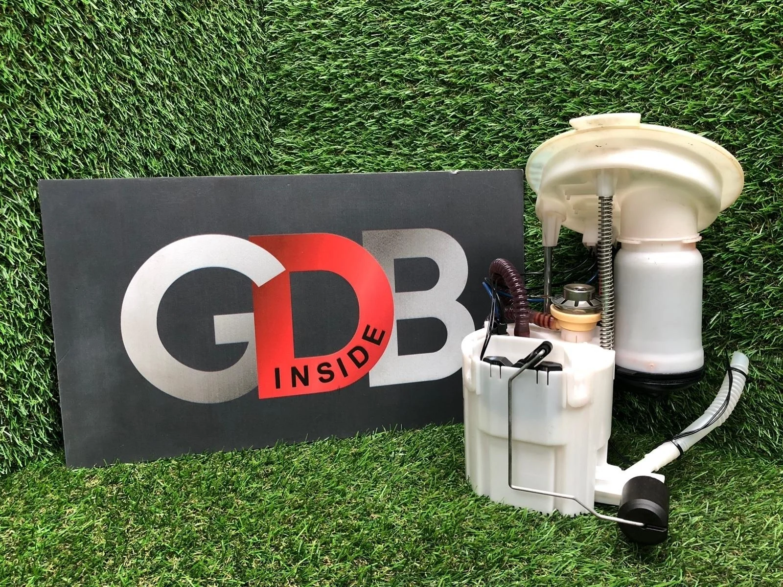 Топливный насос Bmw 3 Series 15.10.2012 16117243975 F30 N55B30A