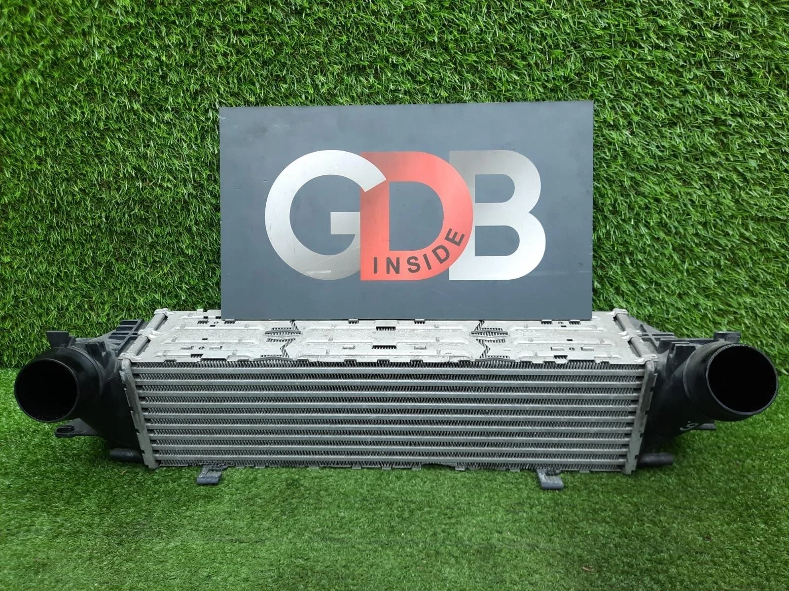 Интеркулер Bmw 5 Series 17117618769 F10