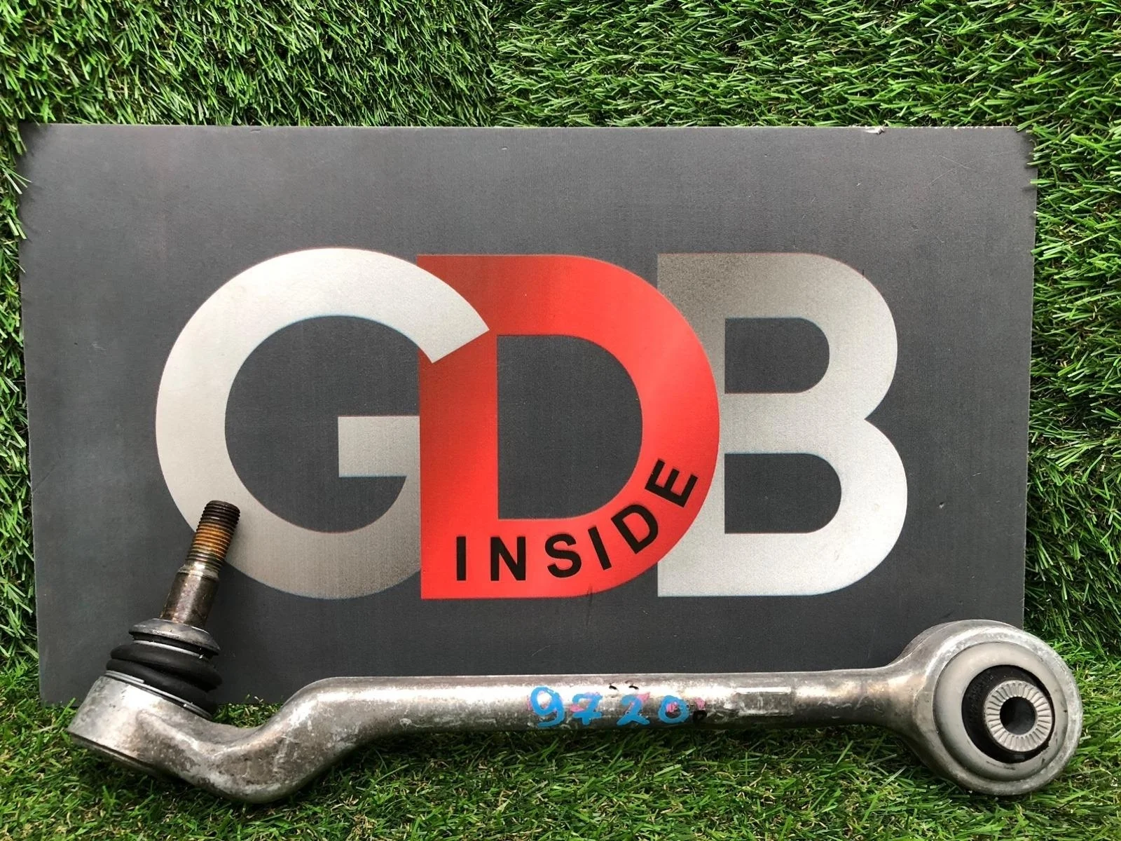 Рычаг подвески нижний BMW 3 series 15.10.2012 31126852992 F30 N55B30A, передний правый