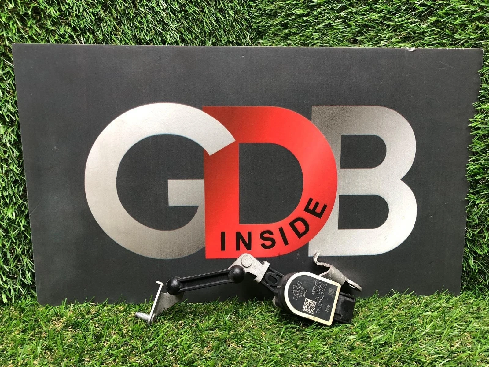 Датчик положения кузова BMW 5 series 09.03.2010 37146784072 F10 N52B30A