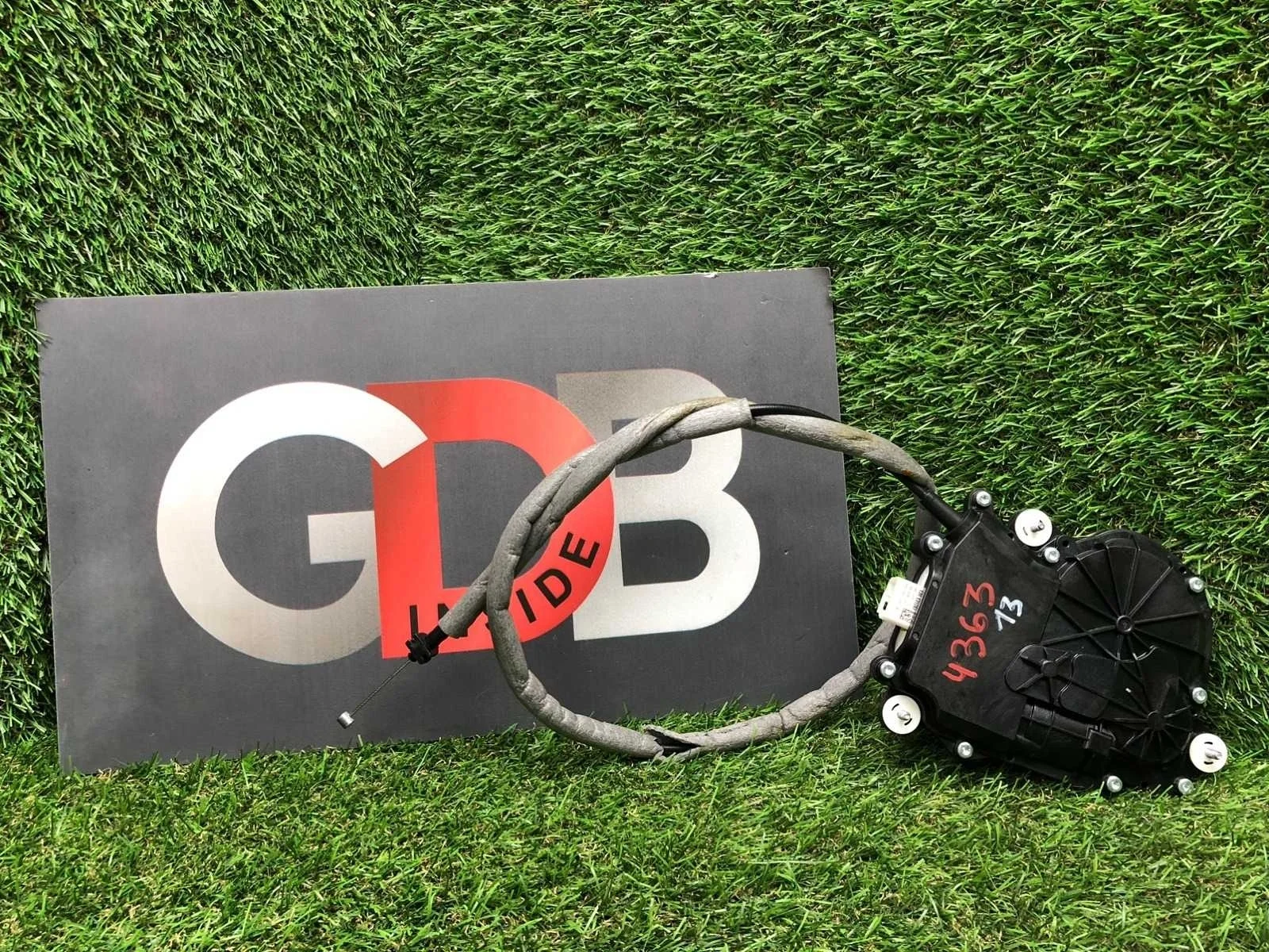 Активатор замка багажника Bmw 7 Series 2009 51247191213 F01 N54B30A