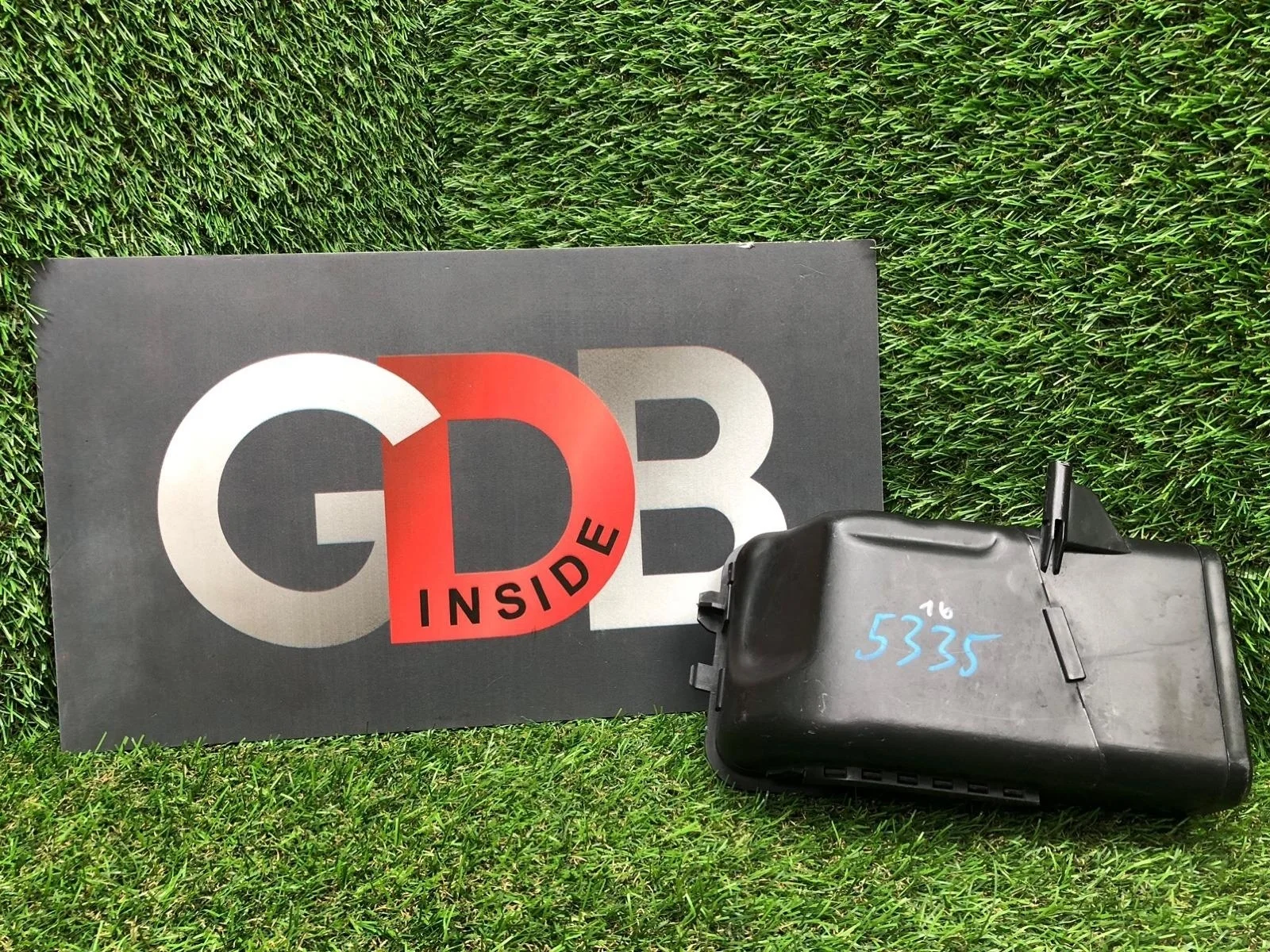 Воздухозаборник BMW 5 series 2013 13717577471 F10 N55B30A