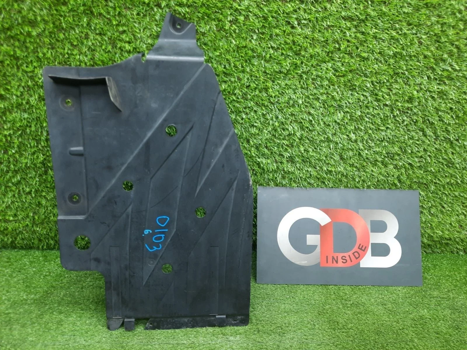 Защита днища BMW 3 series 2013 51757258049 F30 N55B30A, левая