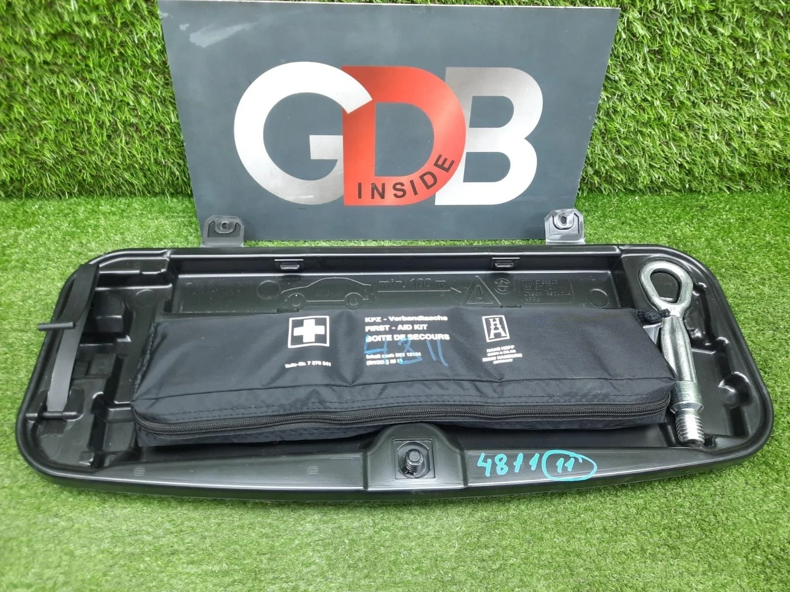 Ящик для инструментов Bmw 5 Series 2013 71106788804 F10 N20B20A