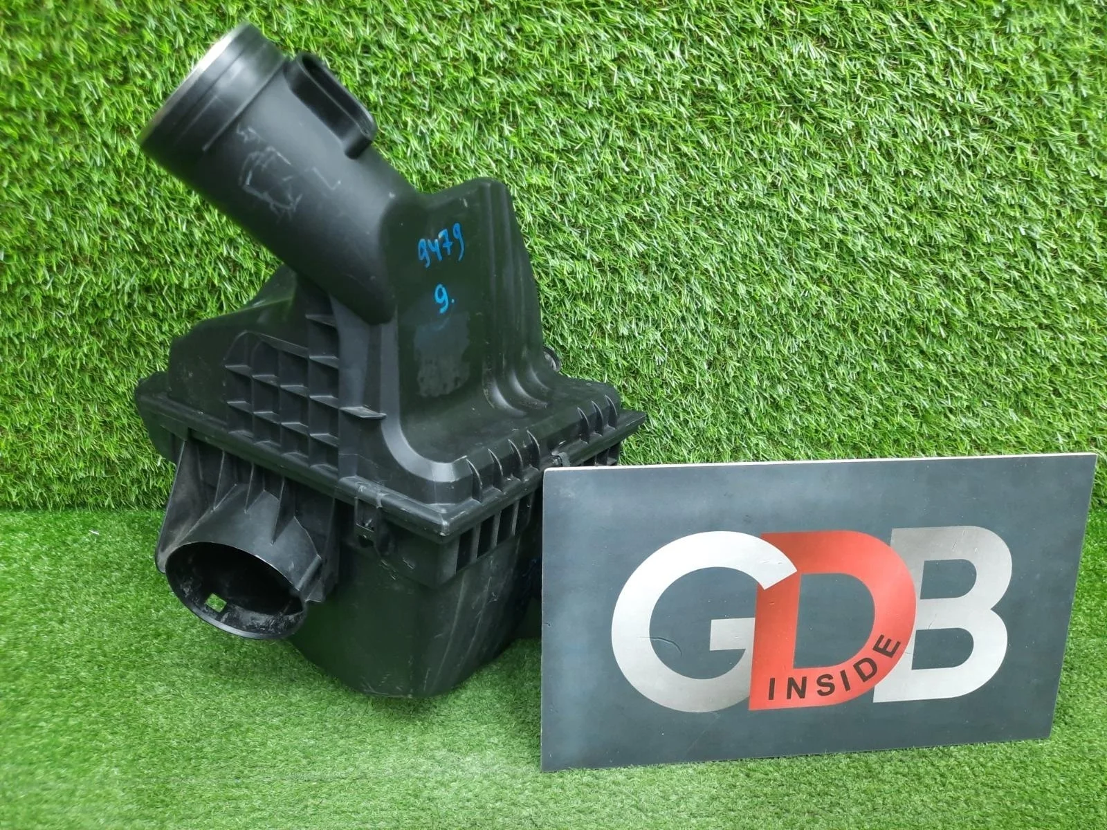 Корпус воздушного фильтра BMW 5 series 2013 13717612014 F10 N20B20A