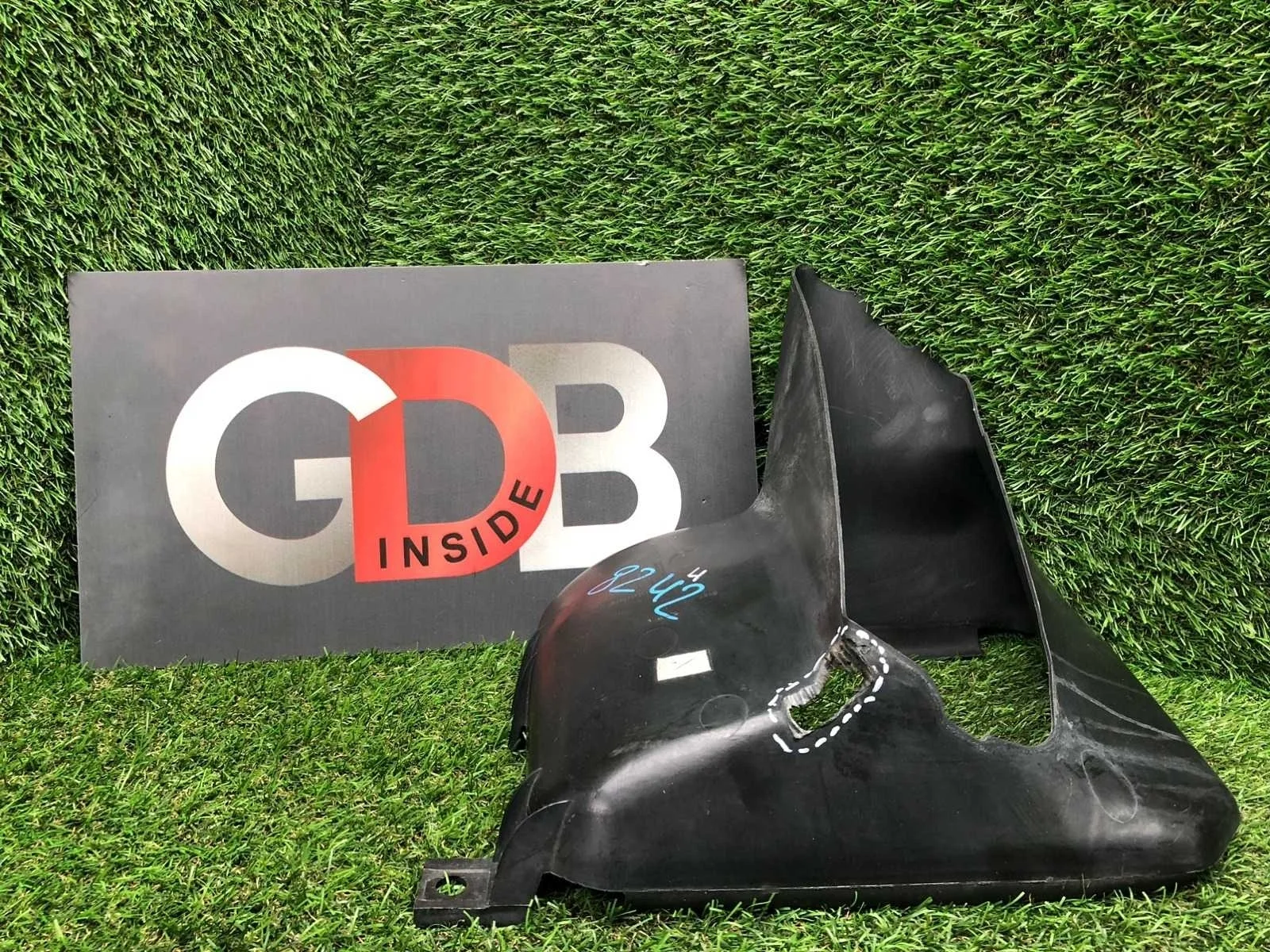 Воздуховод радиатора BMW X3 2012 51747210488 F25 N55B30A