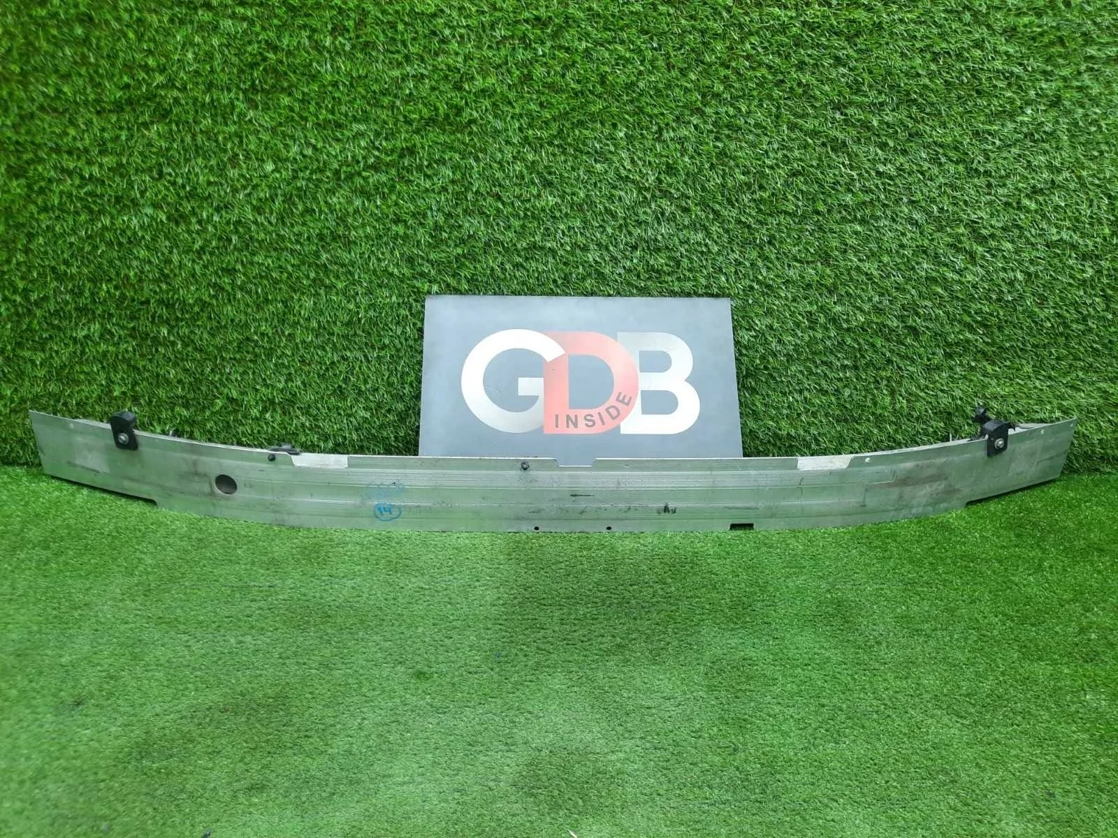 Усилитель бампера BMW 5 series 2010 51117200705 F10 N52B25AF, передний