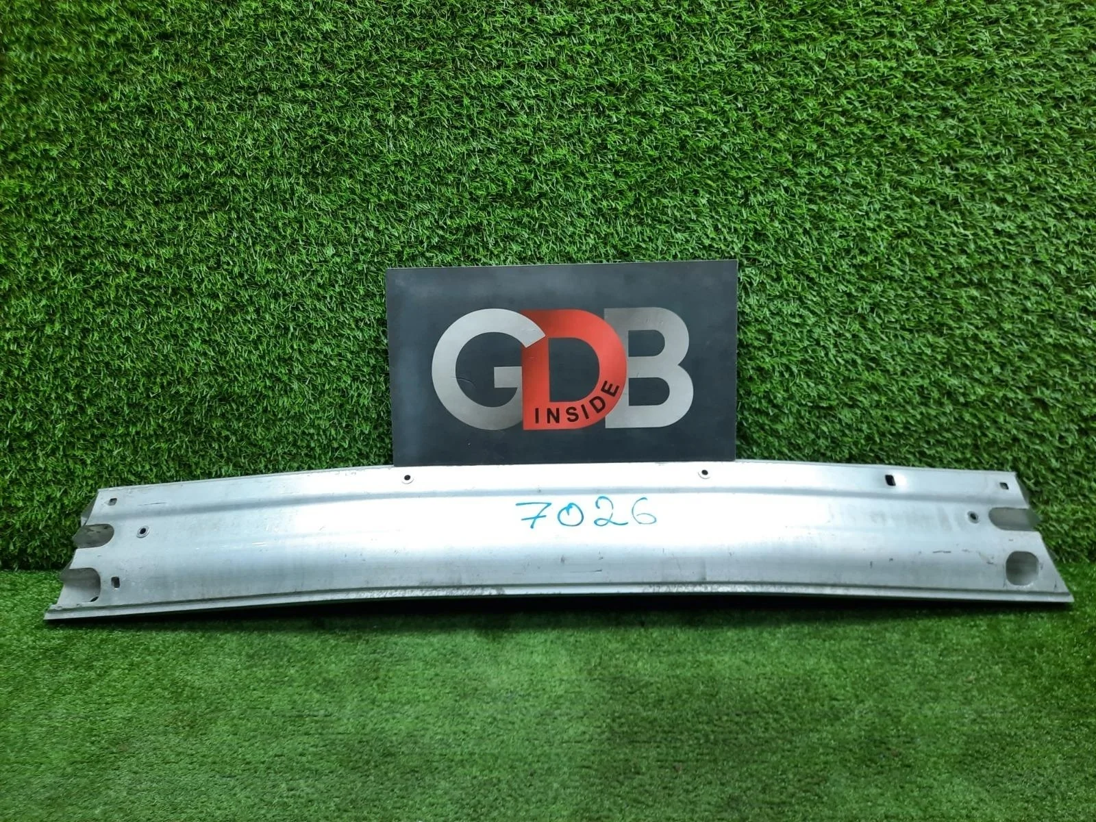 Усилитель бампера Toyota Camry 02.2008 5217133120 ACV40 2AZ-FE, задний