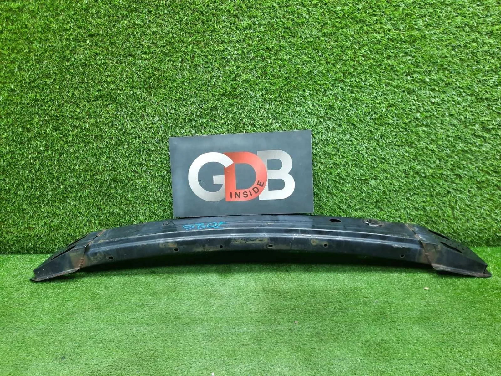 Усилитель бампера Toyota Camry 02.2008 5202133140 ACV40 2AZ-FE, передний