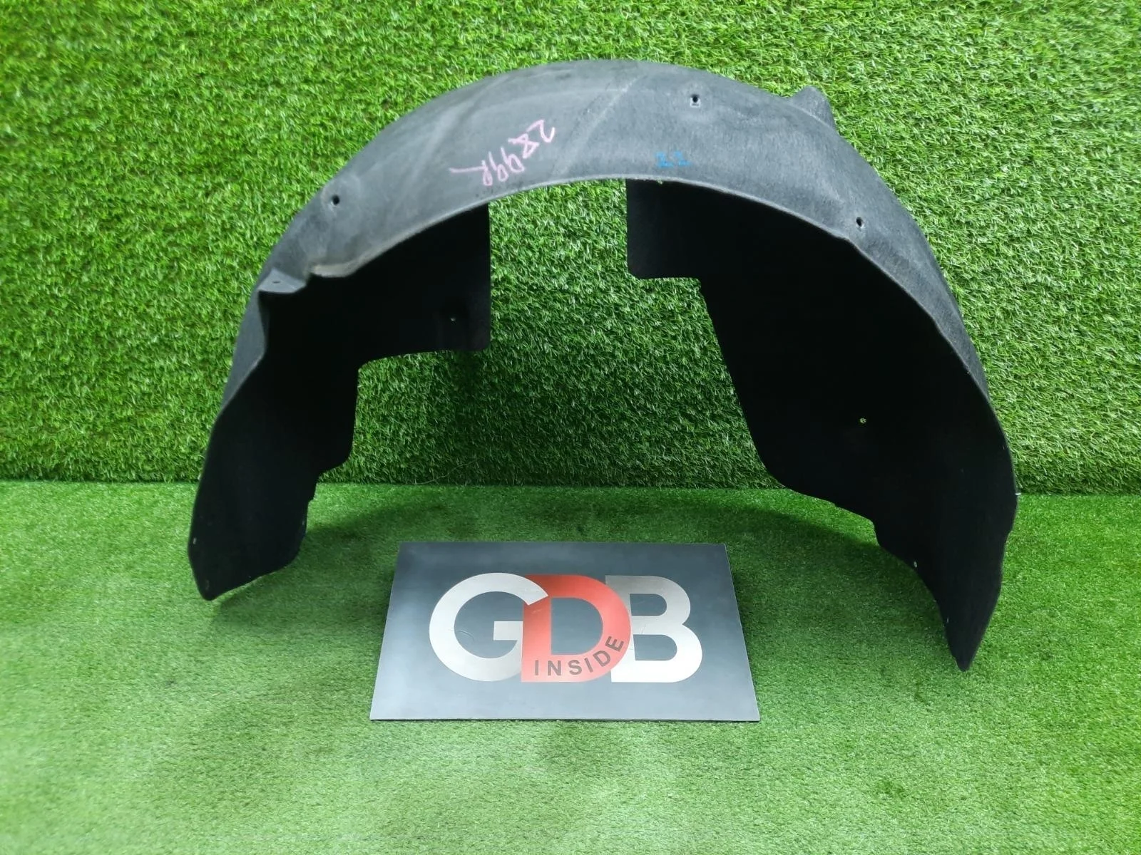 Подкрылок BMW 5 series 09.03.2010 51717186730 F10 N52B30A, задний правый