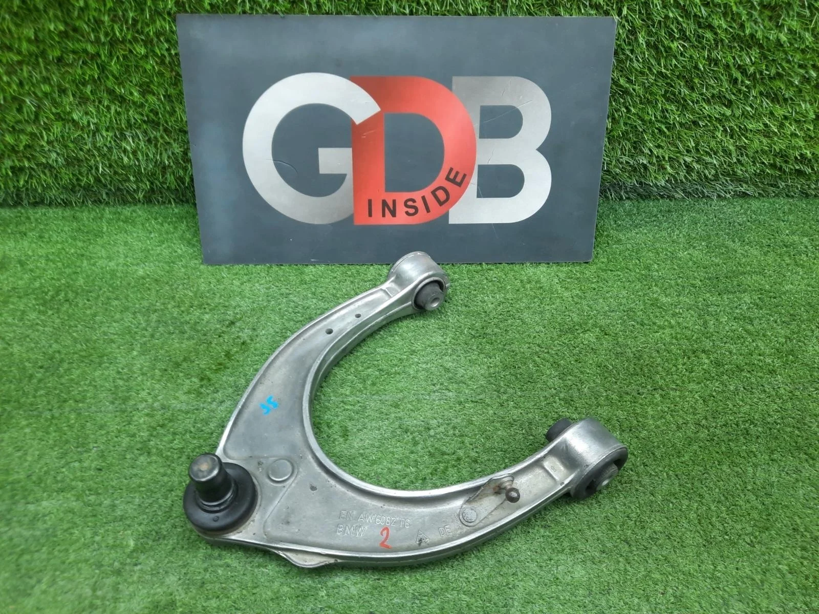 Рычаг подвески верхний Bmw 5 Series 31126863786 F10, передний