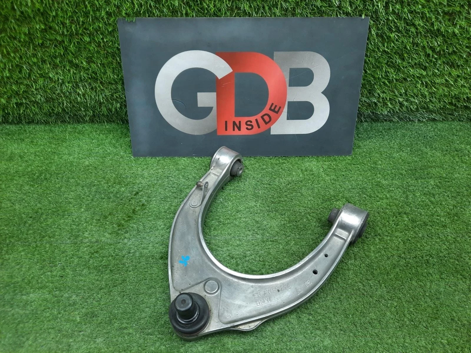 Рычаг подвески верхний Bmw 5 Series 31126863786 F10, передний