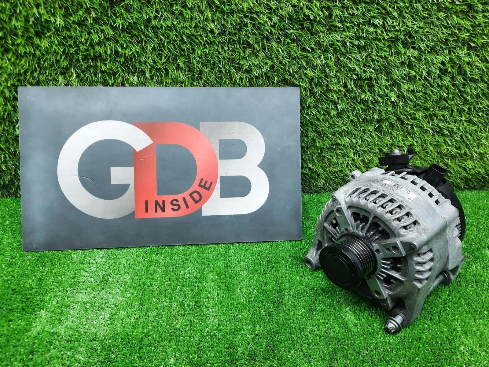 Генератор BMW 5 series 2013 12317605061 F10 N20B20A