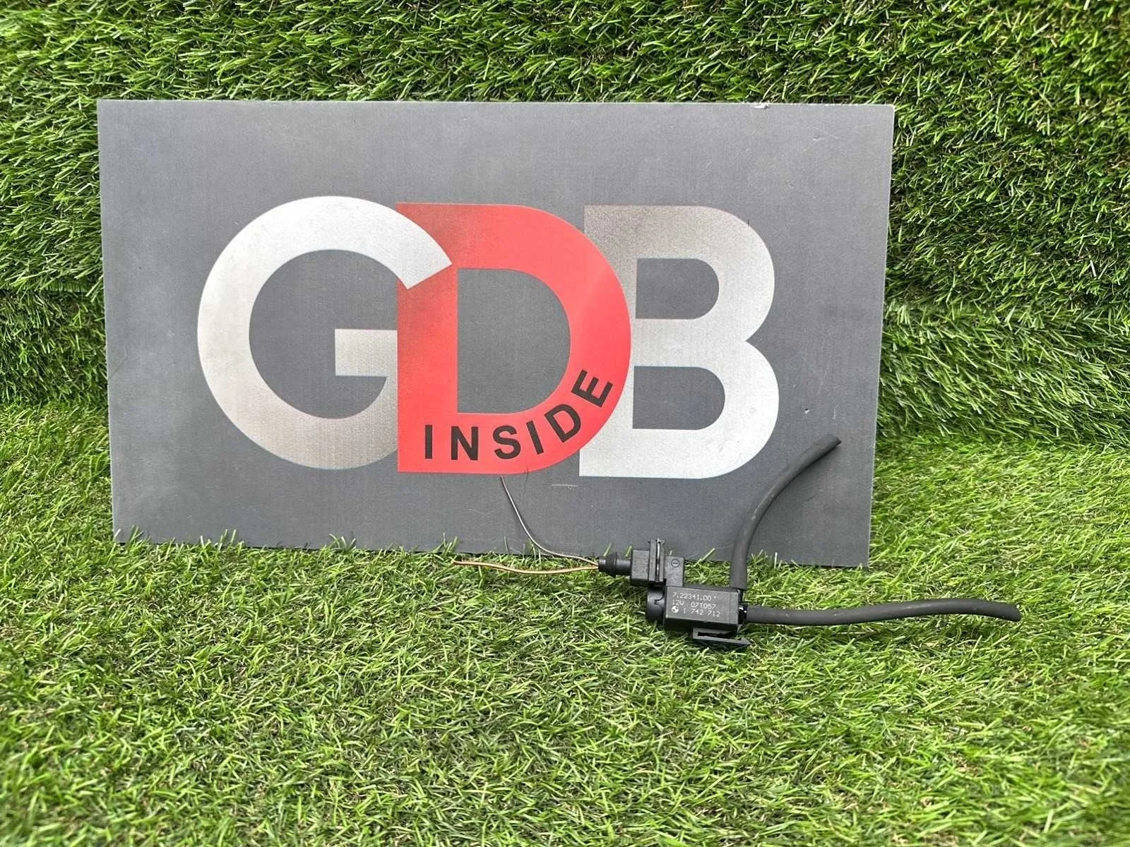 Клапан электромагнитный BMW 5 series 09.03.2007 11747810831 E60 N62B40A