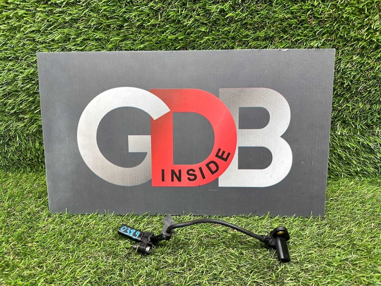 Датчик положения коленвала BMW 3 series 06.08.2013 13627595860 F30 N20B20B