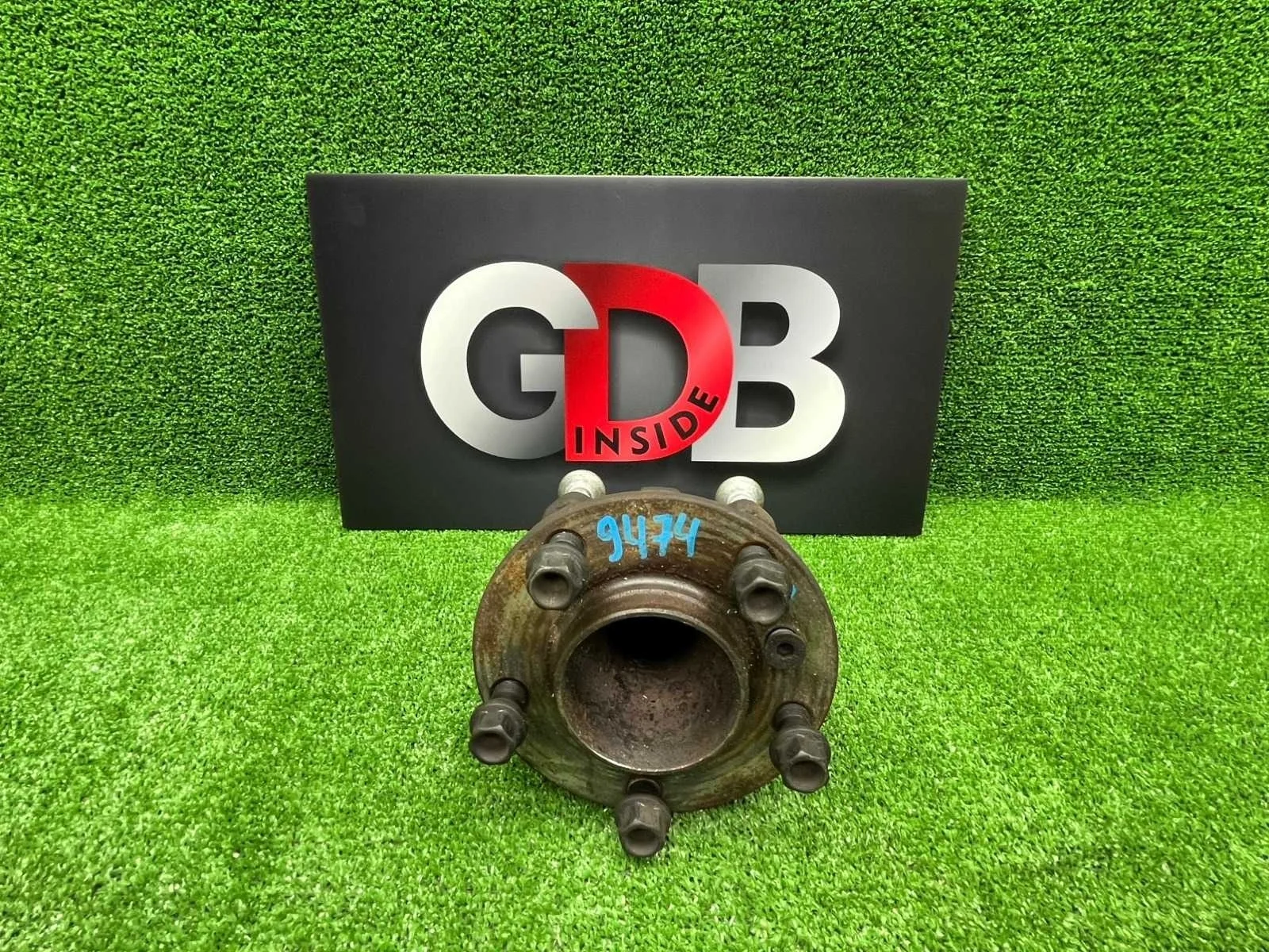 Ступица Bmw 5 Series 2012 31206872888 F10 N20B20B, передняя