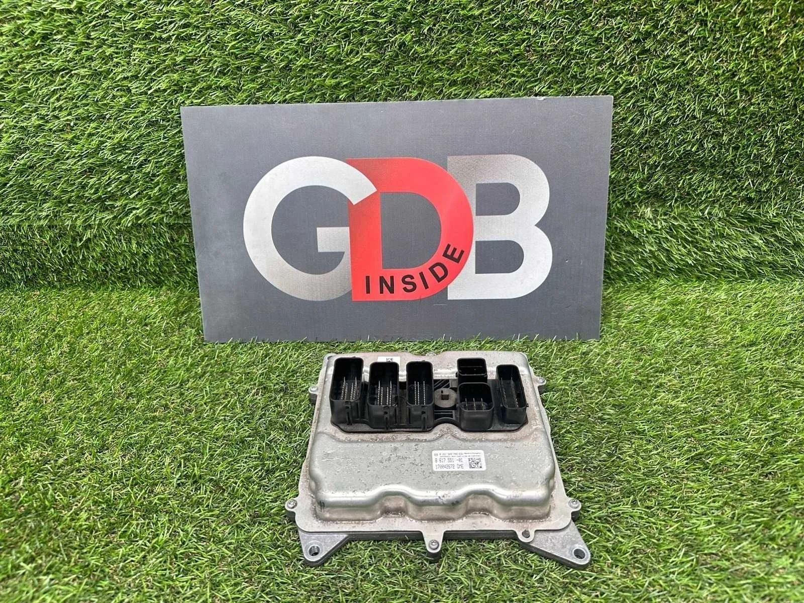 Блок управления двигателем DME BMW 3 series 06.08.2013 12148664661 F30 N20B20B