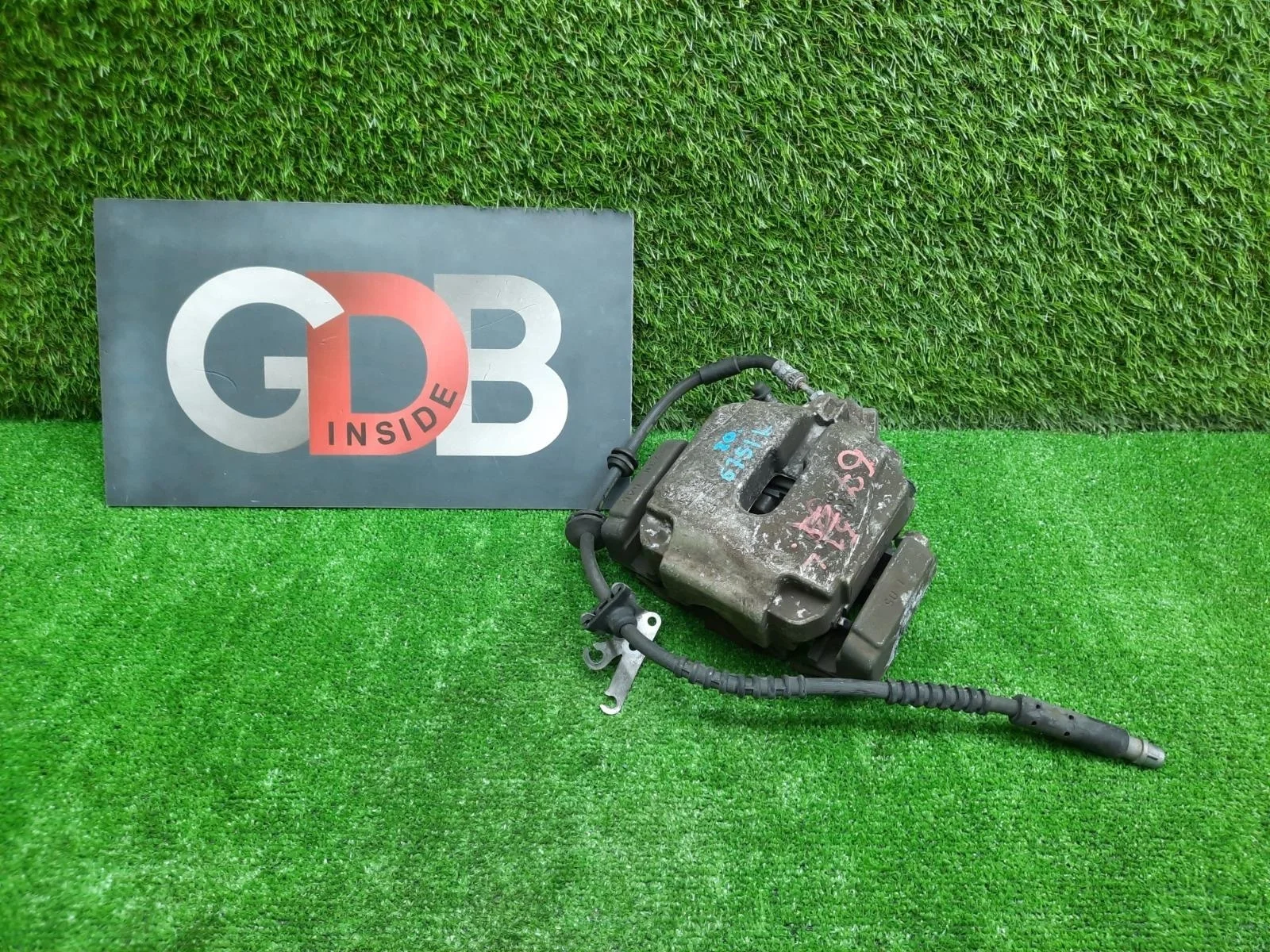 Суппорт BMW 5 series 2012 34116791919 F11 N20B20B, передний левый