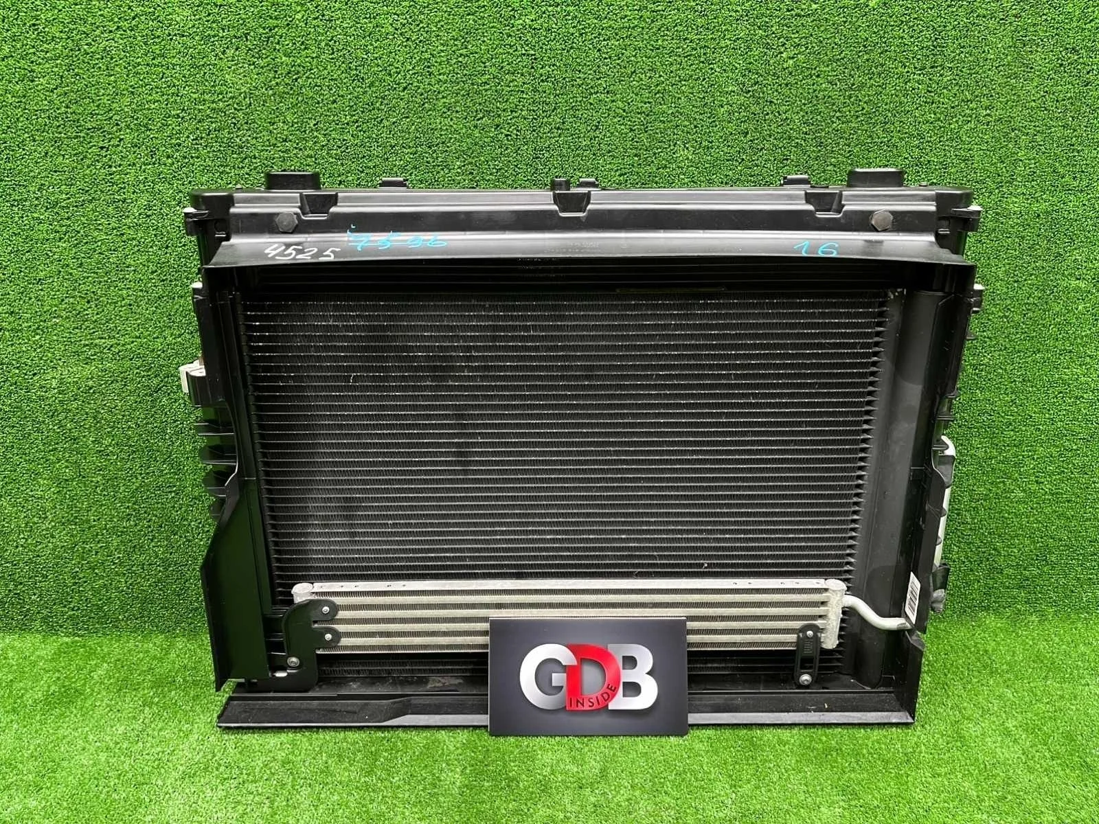 Кассета радиаторов BMW 5 series 09.03.2007 17117519209 E60 N62B40A