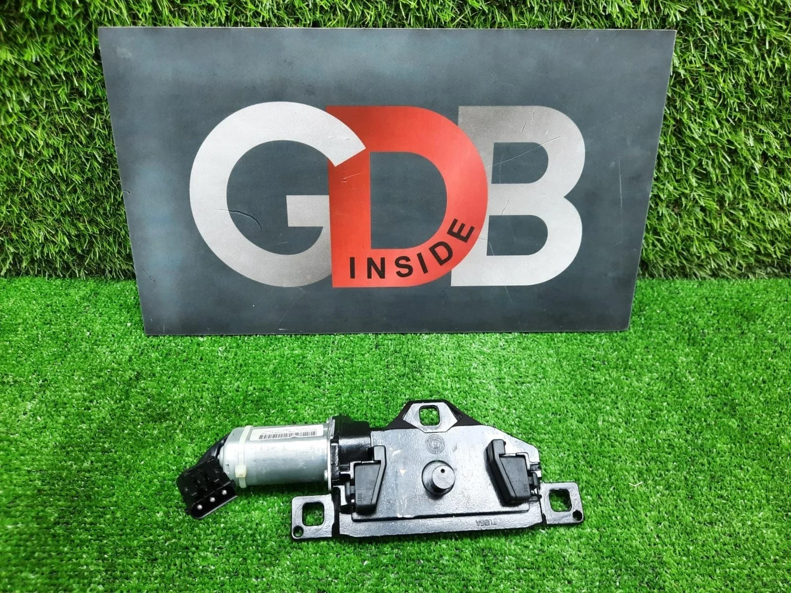 Замок багажника BMW 5 series 23.10.2006 67107114613 E61 N52B25A