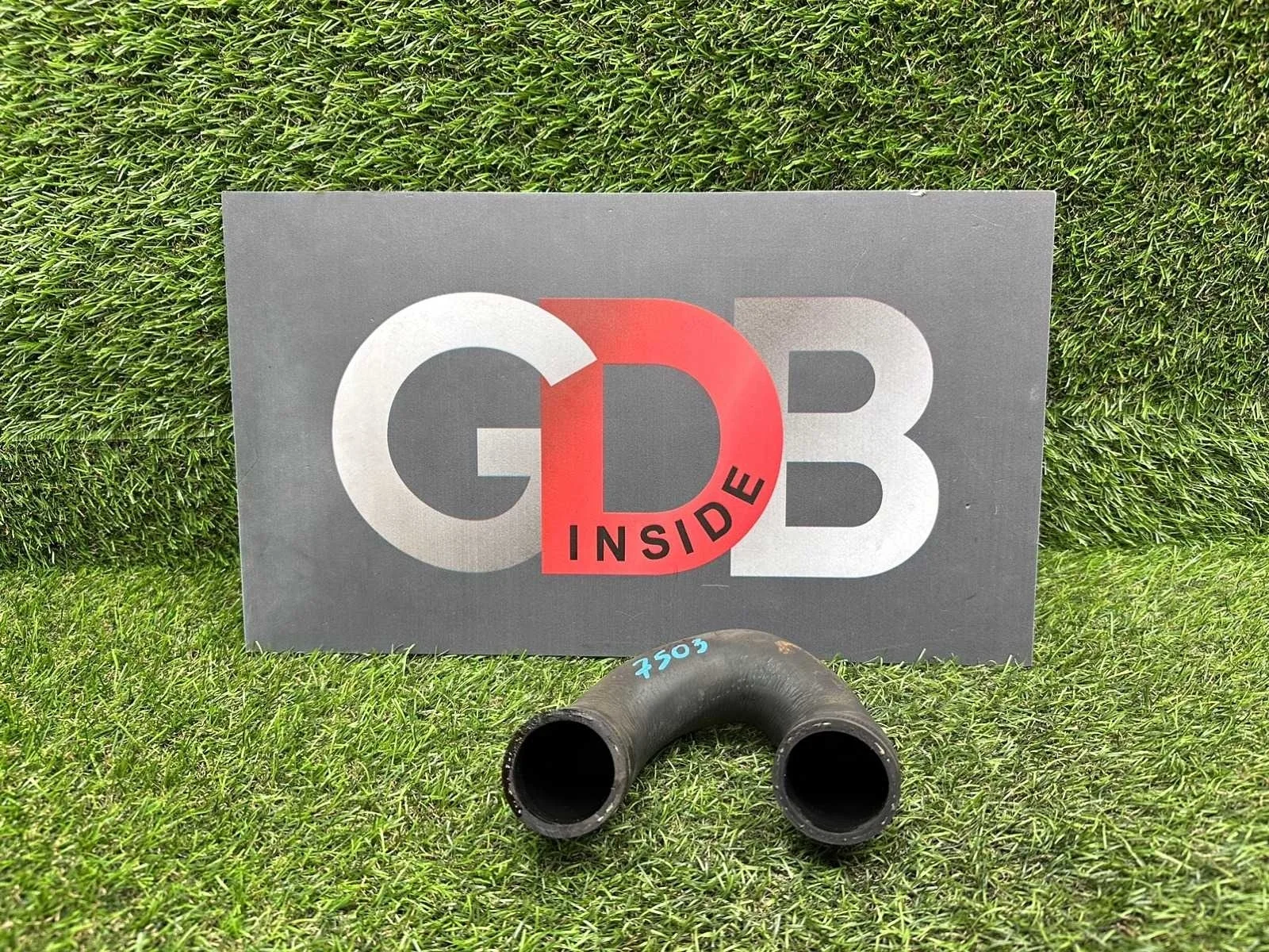 Патрубок системы охлаждения BMW 5 series 19.05.2006 11537521049 E61 N52B25A