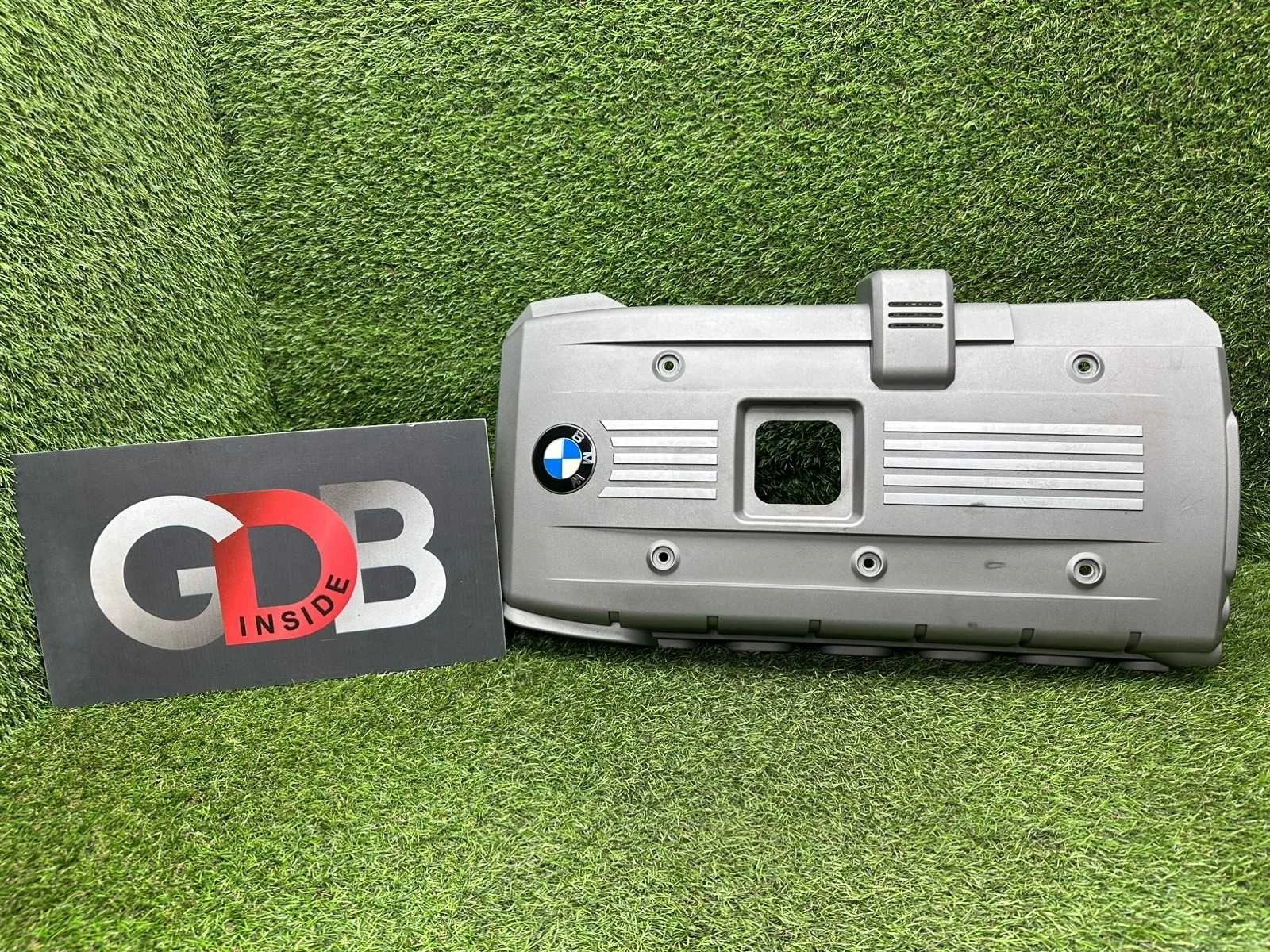 Декоративная накладка ДВС BMW 5 series 17.05.2006 11127531324 E60 N52B25A