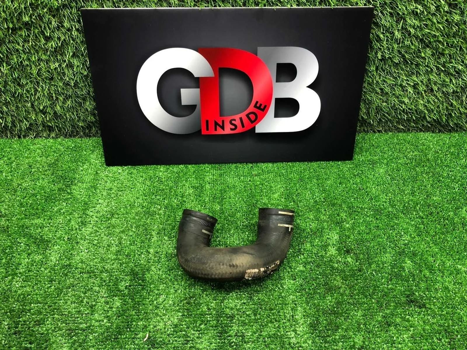 Патрубок системы охлаждения BMW 5 series 08.02.2007 11537521049 E60 N52B30A